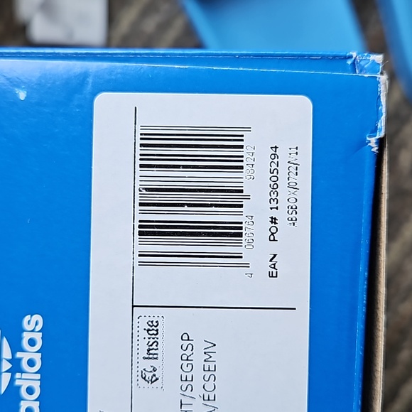 Adidas Adilette Slides US 6 BNWT Bright Blue - Picture 7 of 7